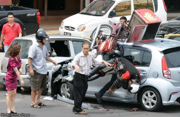 20140826_MalaysiaAccidents_ChinaPress